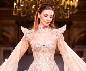 NTK Việt trình làng BST mới ngay tại Kinh đô thời trang Paris