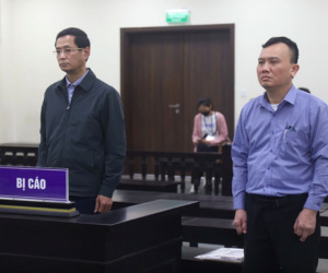 Cựu Giám đốc CDC Hà Nội khai quanh co về khoản tiền 'hoa hồng' của Cty Việt Á