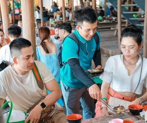 'Đứng hình' vì vé máy bay, lữ hành mở bán tour lễ 30/4-1/5 sớm