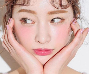 Layout make-up xinh đẹp 'trong veo' như mối tình đầu vào ngày 8/3