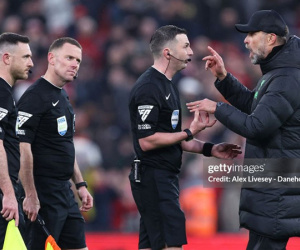 Tranh cãi Liverpool mất phạt đền trước Man City, Klopp phát bực chất vấn trọng tài