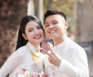 Nóng: Bà hàng xóm hé lộ ngày cưới của Quang Hải và Chu Thanh Huyền