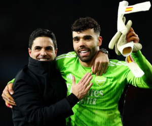 Arsenal vào tứ kết Cúp C1: Bàn tay vàng David Raya