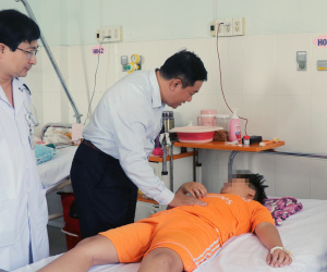 Tổng số người nhập viện sau khi ăn cơm gà Trâm Anh tăng lên 345 ca