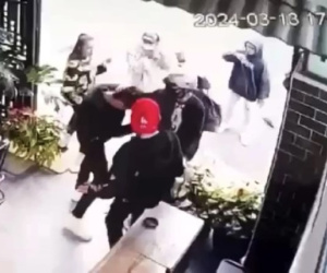 Nam thanh niên bị đâm tử vong trước quán cà phê, 5 đối tượng ra đầu thú