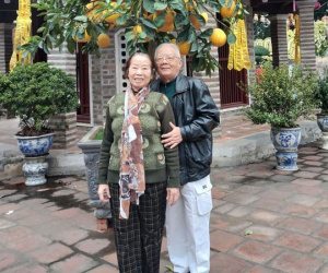 Cụ ông 85 tuổi ở Hà Nội yêu cụ bà 80 tuổi quen qua mạng: 'Bà đẹp như nàng tiên của tôi'