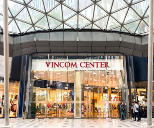 Nóng: Vingroup thoái vốn Vincom Retail