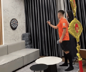 Chu Thanh Huyền 'flex' tài lẻ của chồng, hé lộ không gian bên trong căn hộ tân hôn của vợ chồng son