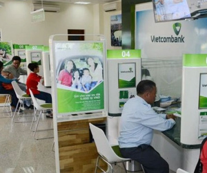 Vì sao vay ngân hàng trên 100 triệu đồng phải cung cấp thông tin người liên quan?