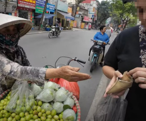Hà Nội: Phạt người bán túi táo nhỏ với giá 200.000 đồng cho du khách nước ngoài