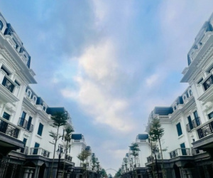 Trái ngược với chung cư 'sốt giá', biệt thự Hà Nội cắt lỗ đến cả triệu đô