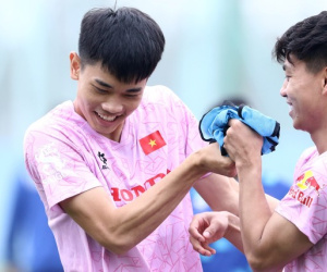 Từ chối CLB Hà Nội, Đình Bắc chuẩn bị gia nhập 'đại gia' đang đua vô địch V.League?
