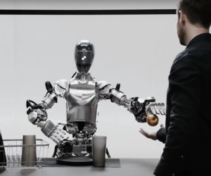 Sử dụng công nghệ ChatGPT, robot làm những điều không tưởng như con người