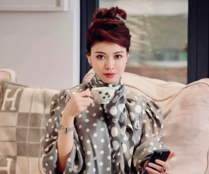 Bên trong siêu biệt thự của BTV tài chính sang chảnh bậc nhất VTV: Thiết kế 'nghệ' như triển lãm, có bể bơi và phòng tập ballet dành riêng cho 'ái nữ'