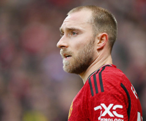 Eriksen bức xúc vì bị đày trên ghế dự bị MU