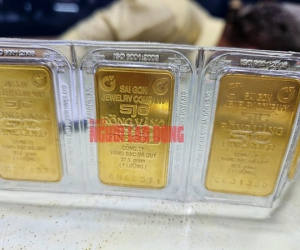 Giá vàng SJC lao dốc sau đề xuất bỏ độc quyền vàng miếng