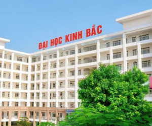 Ai đứng sau trường Đại học tư thục tại Bắc Ninh có nhiều lãnh đạo sử dụng bằng cấp giả, thậm chí Chủ tịch còn chưa học hết lớp 7?