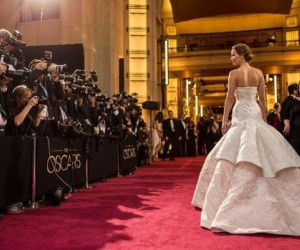 Những bộ trang phục sẽ về đâu khi thảm đỏ Oscar kết thúc?