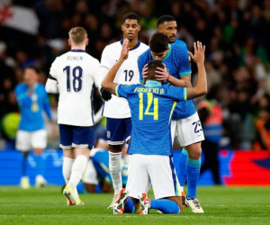 Brazil hạ gục tuyển Anh nhờ 'thần đồng' 17 tuổi