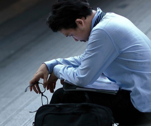 Người đàn ông hội tụ 5 đặc điểm này sẽ bị cái nghèo đeo bám, không phất lên được