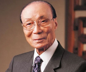 Chuyện lạ có thật: 'Vua giải trí châu Á' qua đời năm 2014, hưởng thọ 107 tuổi, có 4 người con nhưng không ai muốn thừa kế gia tài 68.000 tỷ và CÁI TÊN LẠ trong bản di chúc