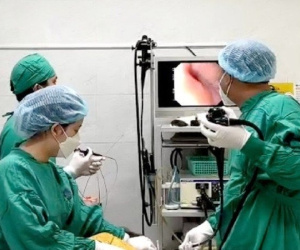 Nữ bệnh nhân thủng dạ dày vì thói quen nhiều người Việt hay mắc phải