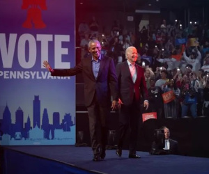 Lo ngại tổng thống Biden thua ông Trump, ông Obama âm thầm hỗ trợ