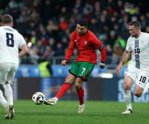 Ronaldo trở lại, ĐT Bồ Đào Nha vẫn thua sốc