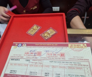 Giá vàng nhẫn bất ngờ tăng vọt