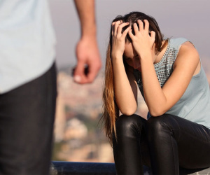Con gái 'chê' bố mẹ là nông dân, sống chết đòi đi xét nghiệm ADN: Kết quả trả về phơi bày sự thật