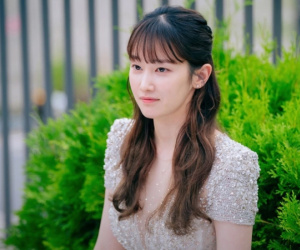 Xuất hiện nữ chính khiến khán giả bỏ xem phim vì ức chế: Diễn quá đơ nhìn không thể ưa nổi?
