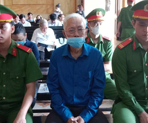 Đang thi hành 4 bản án, ông Trần Phương Bình tiếp tục hầu tòa