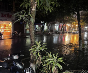 Bầu trời Yên Bái bỗng tối đen giữa ban ngày