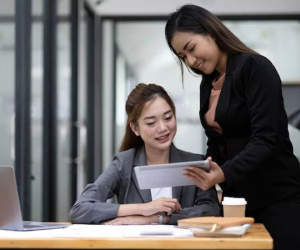 Công sở là nơi tôi tìm được những người chị em tốt nhất đời mình