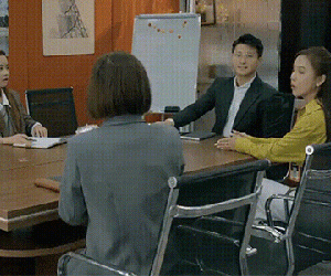 Mỹ nam phim Việt giờ vàng bị chê mặt mày nhăn nhó, cứ cất giọng là khán giả tụt hết cảm xúc