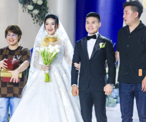 Không phải ruột thịt, Chu Thanh Huyền và Quang Hải vẫn được vợ chồng này trao sương sương 6 cây vàng trị giá nửa tỉ đồng ngày cưới