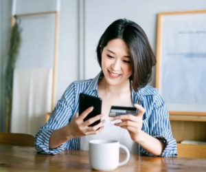 Một ngân hàng tại Việt Nam gây sốc khi công bố lương nhân viên: Làm 1 tháng bằng người khác làm nửa năm