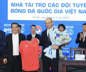 VFF ngắm HLV Nhật Bản ngồi 'ghế nóng' tuyển Việt Nam?
