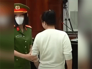 Hầu tòa, bà Phương Hằng có biểu cảm khiến nhiều người không khỏi kinh ngạc