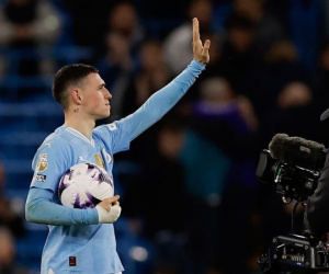 Phil Foden lập hat-trick, Man City vùi dập Aston Villa