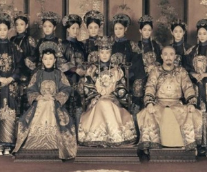 Vì sao sau thời Càn Long, khả năng sinh người nối dõi của các hoàng đế nhà Thanh đều suy giảm, thậm chí 3 vị vua cuối cùng đều tuyệt tự?