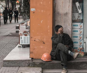 Người đàn ông thất nghiệp bỗng bị cảnh sát triệu tập, ‘tặng’ cho 2 căn hộ trị giá 10 tỷ đồng, cả nhà xưởng: Tất cả bắt đầu từ 1 việc làm cách đó 25 năm