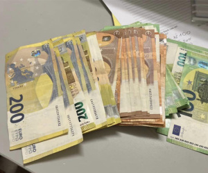Hành khách quên ví chứa hàng nghìn Euro ở sân bay Nội Bài