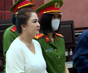 Bà Nguyễn Phương Hằng được giảm án dù không kháng cáo có đúng luật?