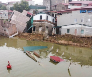 Người dân bàng hoàng kể lại phút ngôi nhà bị sông Cầu 'nuốt chửng'