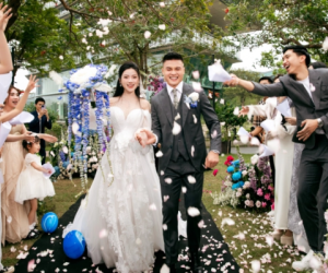 Cận cảnh biểu cảm của Doãn Hải My khi chứng kiến Chu Thanh Huyền hạnh phúc, xoá tan mọi tin đồn 'không ưa nhau'