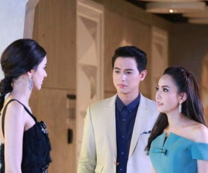 Cô bạn thân xinh đẹp tới nhà ăn tối, nghe lỏm chồng nói với bạn một câu tôi chỉ muốn ly hôn