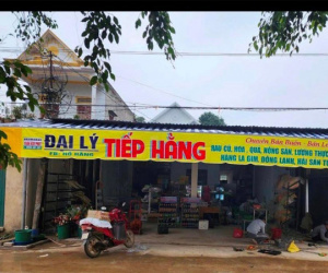 Vợ chồng giám đốc hợp tác xã tử vong trong tư thế treo cổ