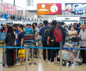 Vé máy bay dịp 30-4 bán chậm, duy nhất một đường bay 'cháy vé'