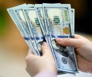 Giá USD đồng loạt tăng cao